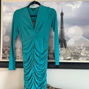 Guess turquoise green silky form fitting ruched cocktail dress size small. NWT